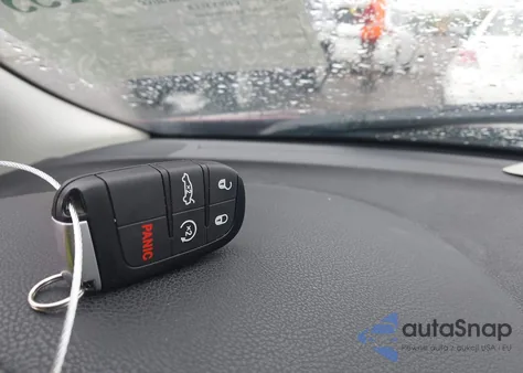 2017 Chrysler 300 Limited из США, поврежденный, VIN 2C3CCAAG9HH506444